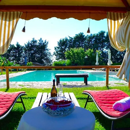 مزرعة للإقامة Ars Naturae